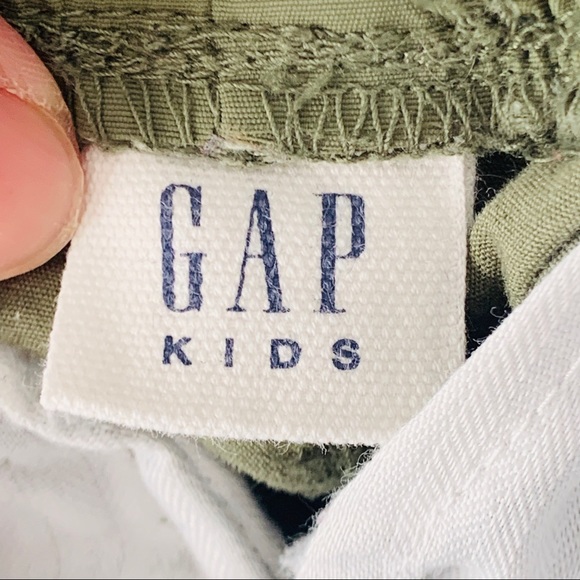 GAP KIDS Khaki Pants - Picture 9 of 14